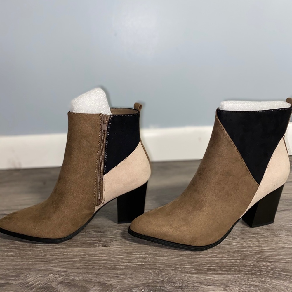 Black multi colored booties